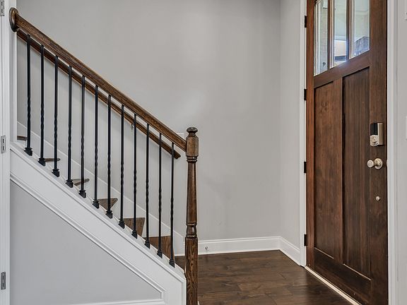 3rd image of 528 Harpeth Park Dr