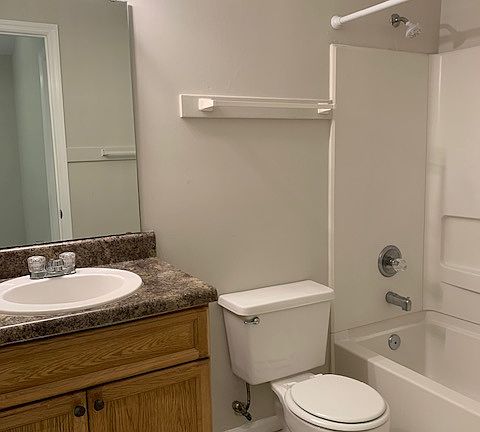 5th image of 4011 Cayuga St