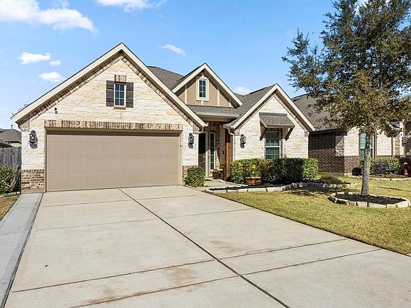 2nd image of 3710 White Gardenia Lane