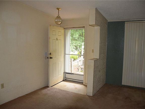 3rd image of 8074 Kickingbird Ln