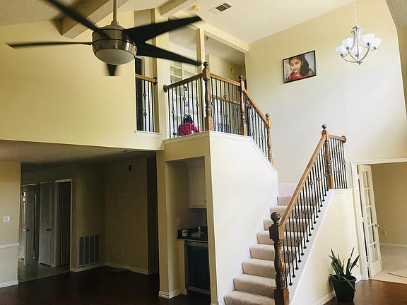 5th image of 7809 Iola Dr