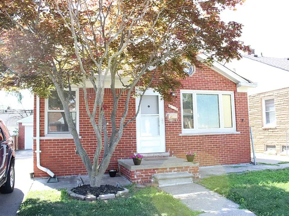 5165 Steadman St, Dearborn, MI 48126