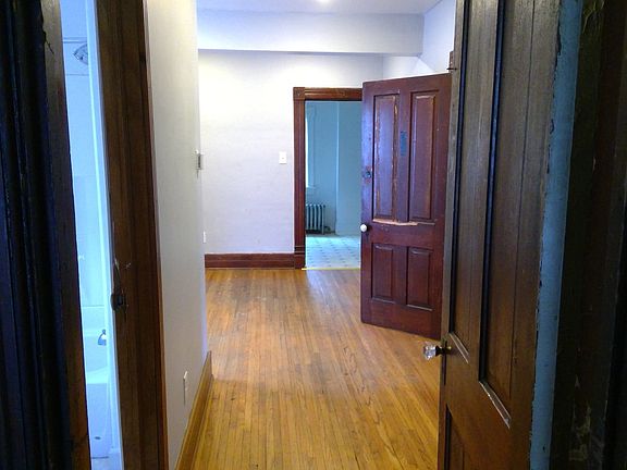 2nd image of 456 N Chatham St