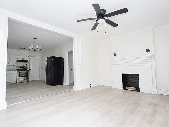 4th image of 209 Calhoun St