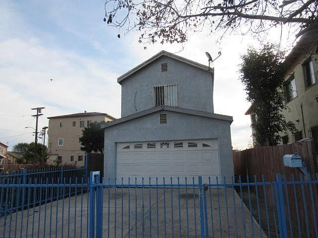 Front view address