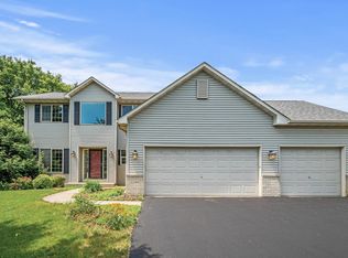 12306 Crown Hill Ct, Burnsville, MN 55337