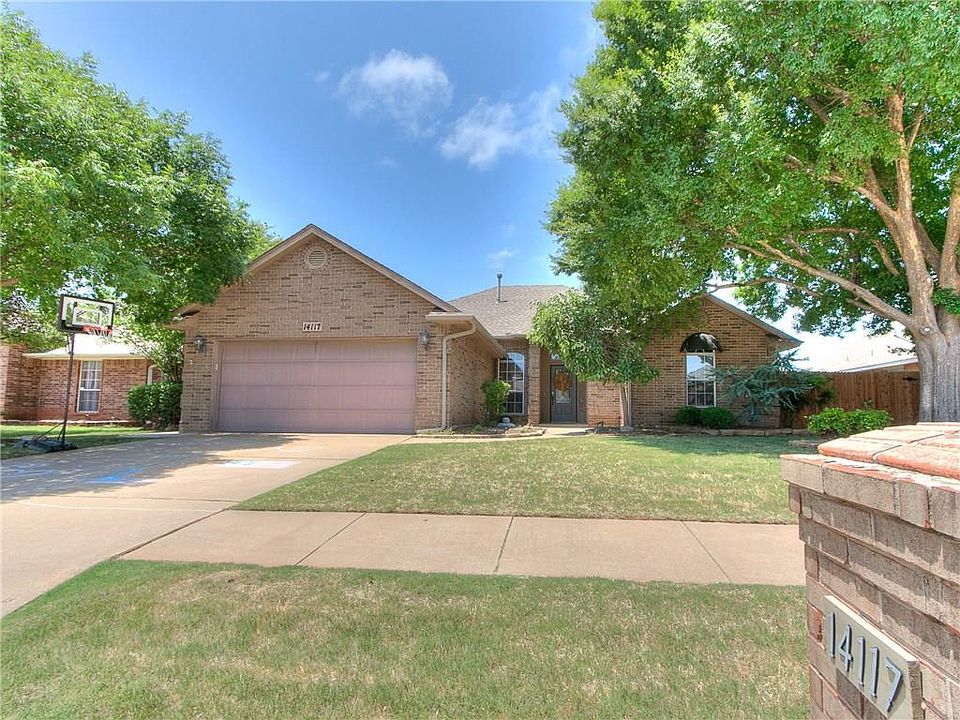 1st image of 14117 Glen Oaks Pl