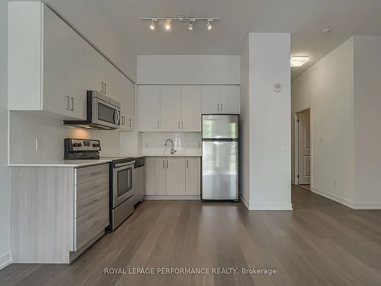 8 Fieldway Rd #103 — Photo 9