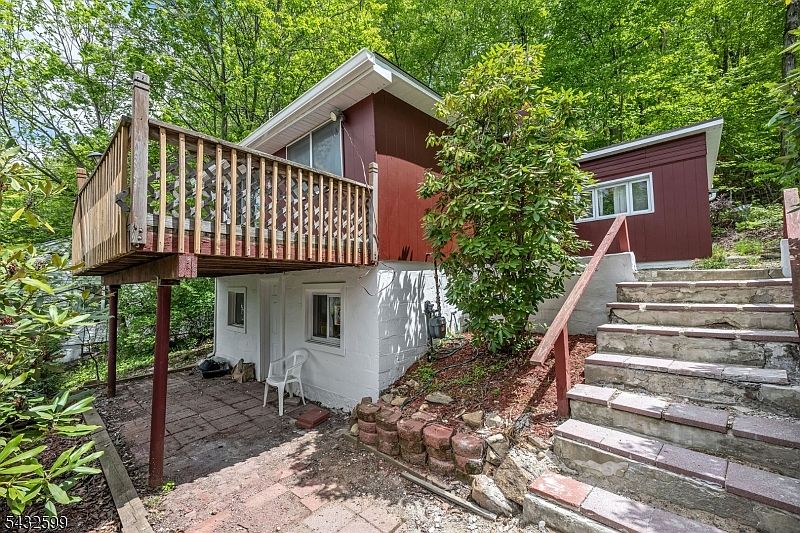 1st image of 114 Mcgregor Ave