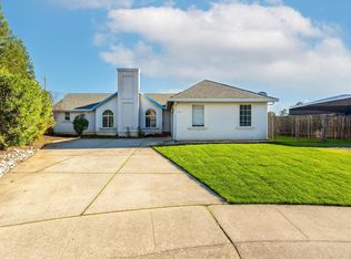 1783 Record Ln, Redding, CA 96001