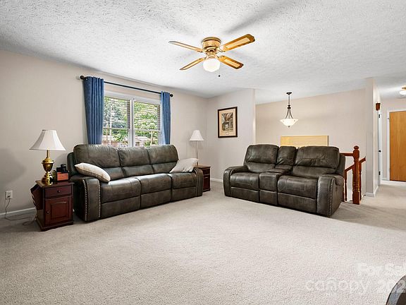 3rd image of 3030 Morning Dove Dr