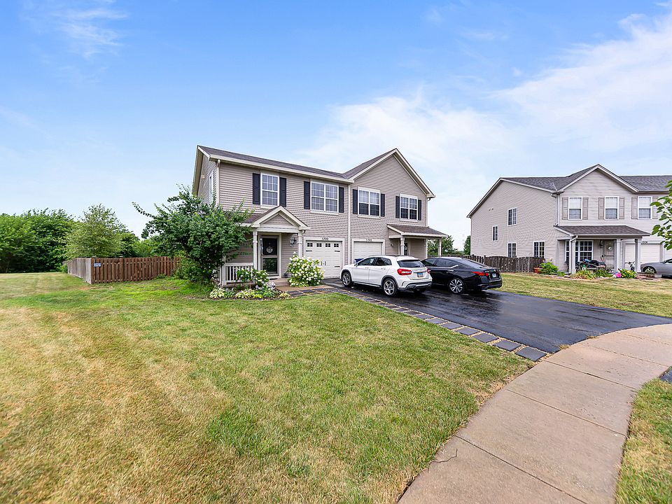 1st image of 1300 Burns Ln