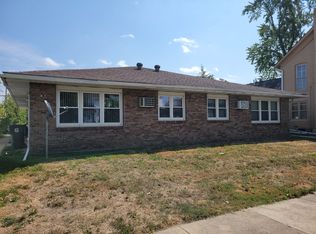 Tremont Street 112-118, Cedar Falls, IA 50613