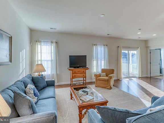 5th image of 34422 E Haven Wood Dr