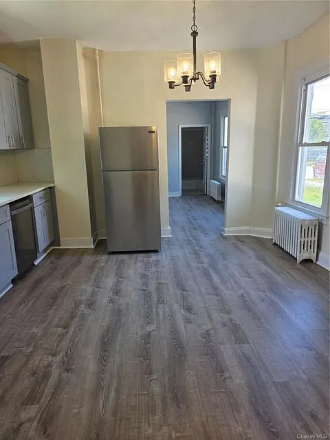 2 bed, 1.0 bath, 1000 sqft, $2,900 — Photo 3