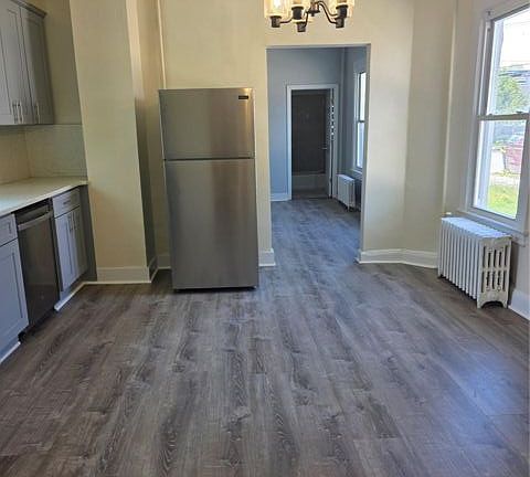 3rd image of 291 Uniondale Ave