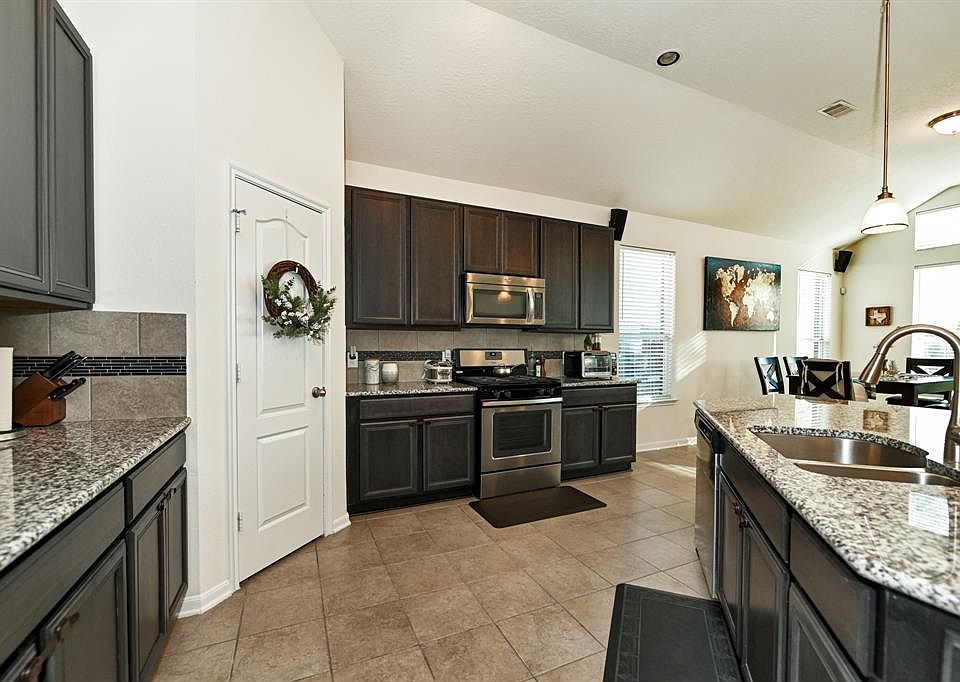 1st image of 16539 Winthrop Bend Dr