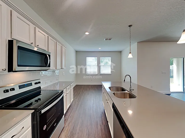 22435 Bellini Cir — Photo 3