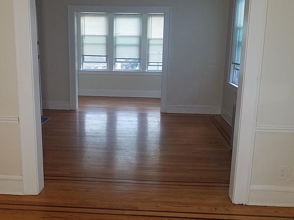 4th image of 9 Wilfred St Floor 2