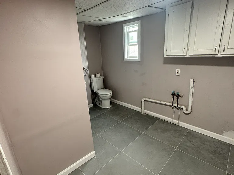 121 Adams St #2 — Photo 9