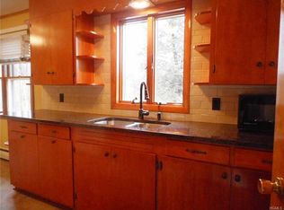 433 Neversink Dr, Pt Jervis, NY 12771