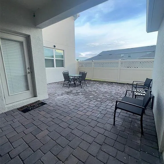 1920 Tohoqua Blvd — Photo 2