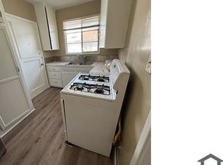 4064 West Blvd, Los Angeles, CA 90008