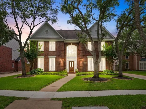 7206 Fireside Court, Sugar Land, TX 77479