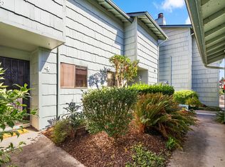 2353 40th Ave APT 4, Longview, WA 98632