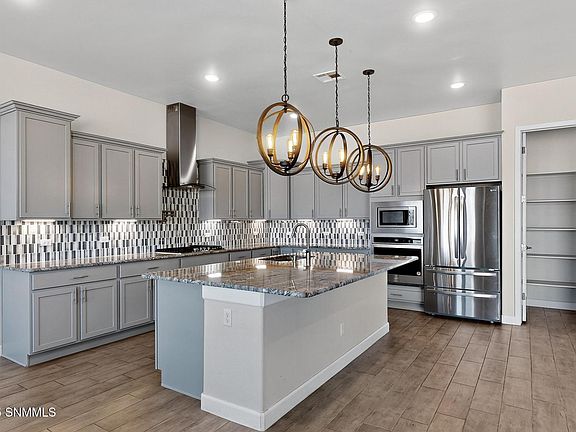 4th image of 3751 Santa Julia Rd