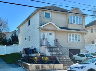 116 Craig Ave, Staten Island, NY 10307