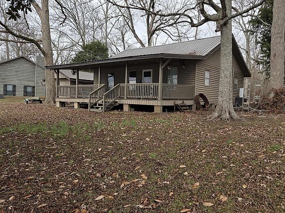 2nd image of 3587 Parhams Rd