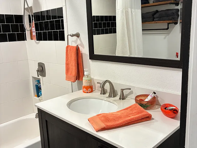 Main bathroom