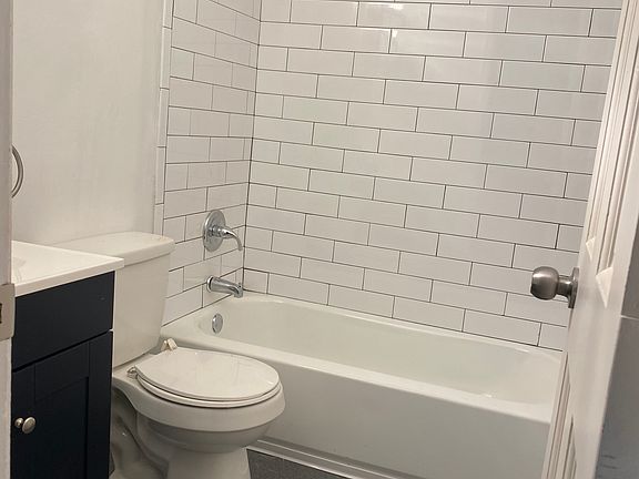 4th image of 2500 N 57th St
