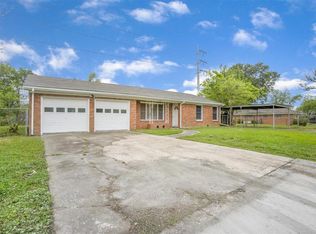101 Harvey Blvd, Baytown, TX 77520