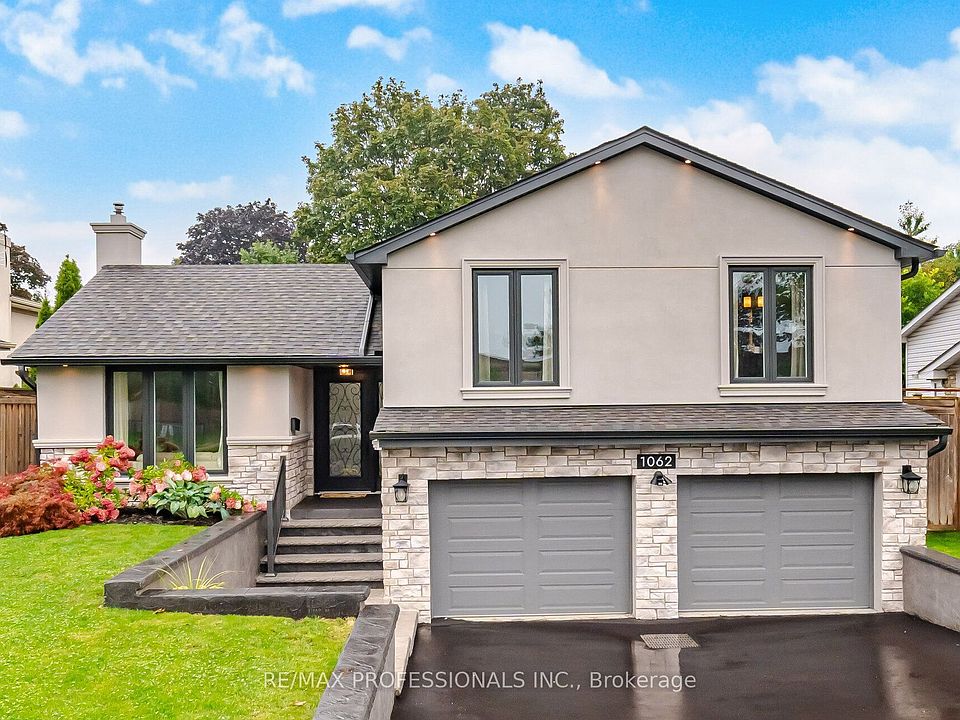 1st image of 1062 Mississauga Valley Blvd