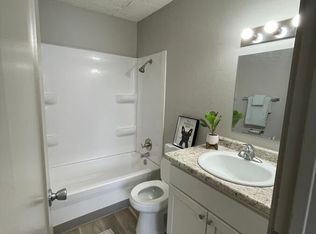 1400 E Walnut St #101, Des Moines, IA 50316