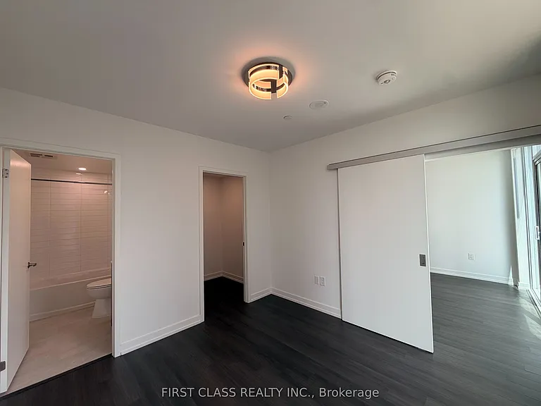 4010 Eglinton Ave W #825 — Photo 17
