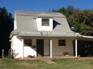409 W 1st St, Elk City, OK 73644