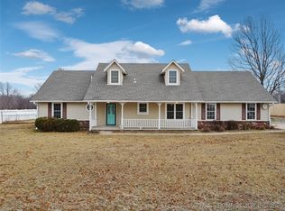 14711 Cedar Dr, Claremore, OK 74017