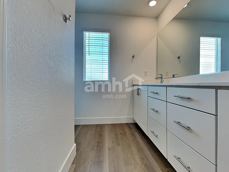8386 Flagpole Loop Ave — Photo 10