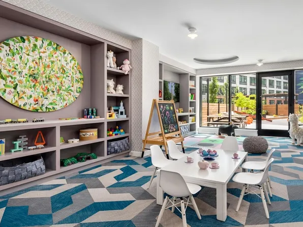 475 Clermont Avenue image 14 of 23