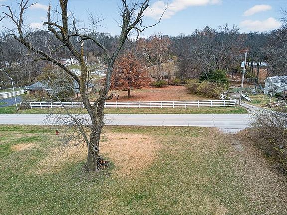 5th image of 4924 NW Linden Rd