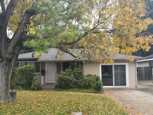 9158 Locust St, Elk Grove, CA 95624