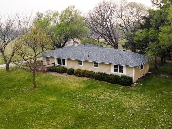 1777 Road B5, Emporia, KS 66801