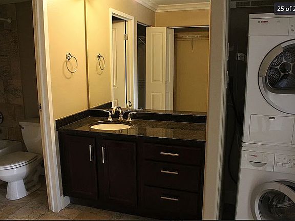 4th image of 700 E 8th St Unit 8N