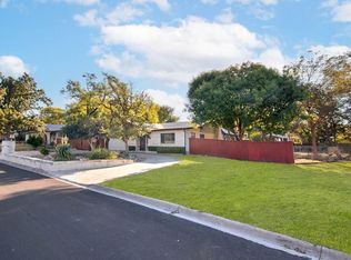 419 Valley Dr, Kerrville, TX 78028