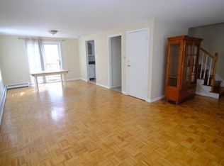 37 Forbes St #B, Jamaica Plain, MA 02130