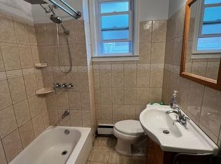 (Undisclosed Address), Yonkers, NY 10701