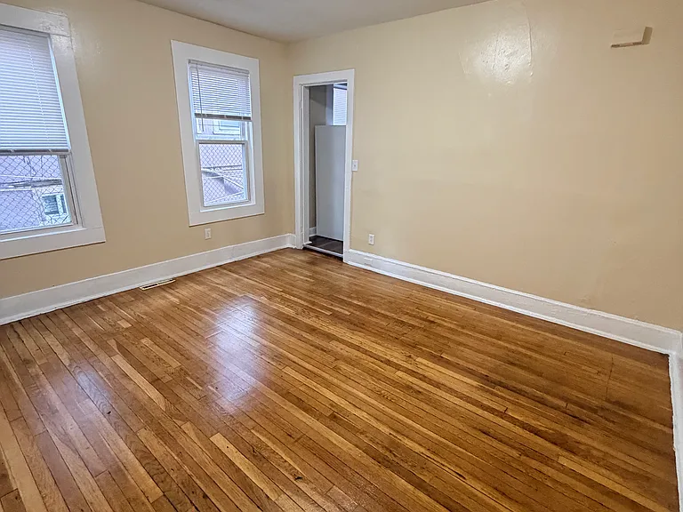 401 Sherman Ave #1-0 — Photo 1
